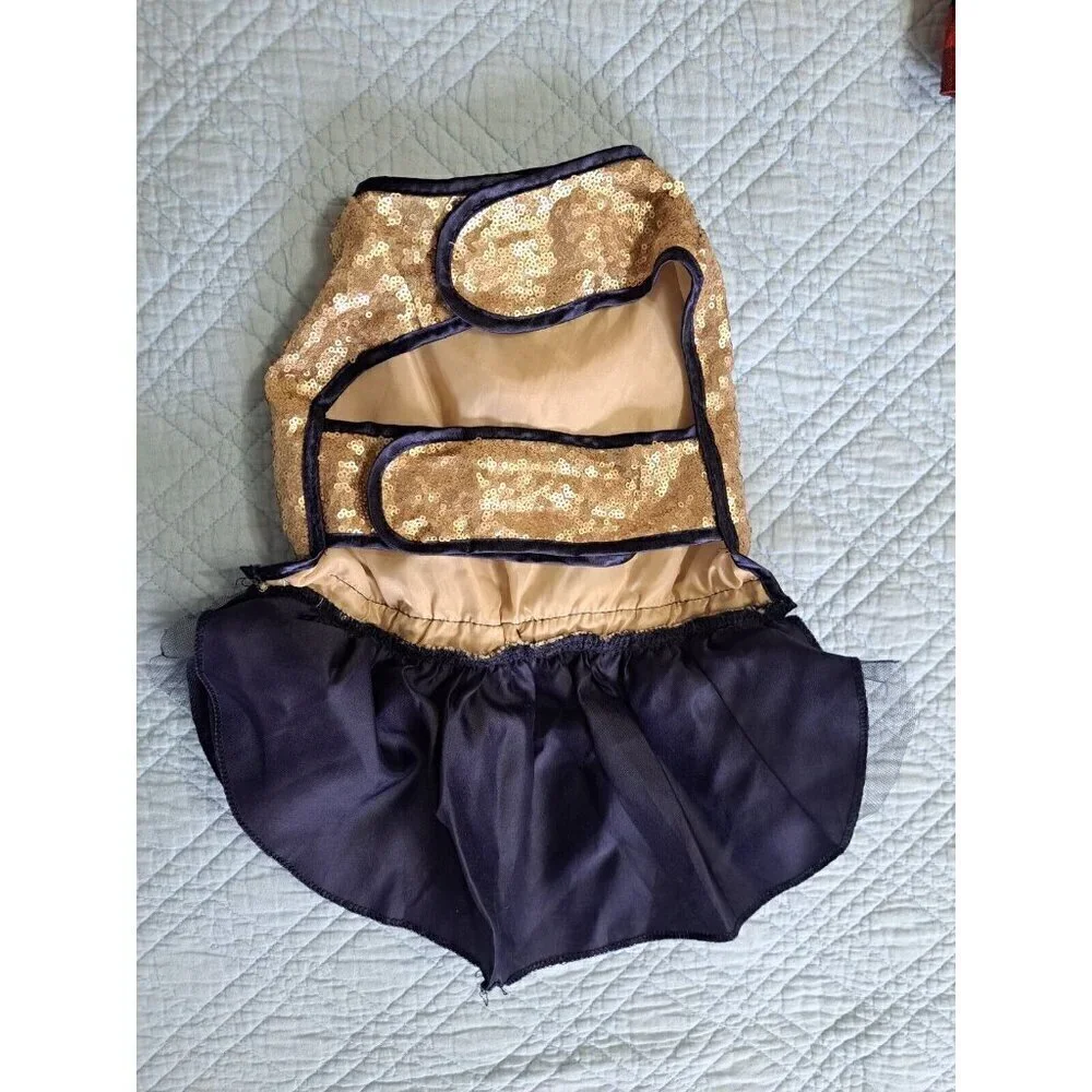 6 Dog Costumes Christmas/New Year's/July 4th/Kegger/Wonder Woman/Trick or Treat